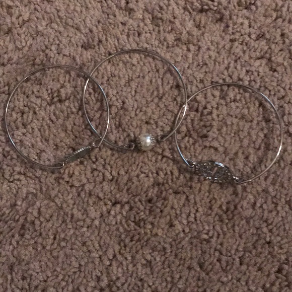 Stackable bracelets - Picture 2 of 2